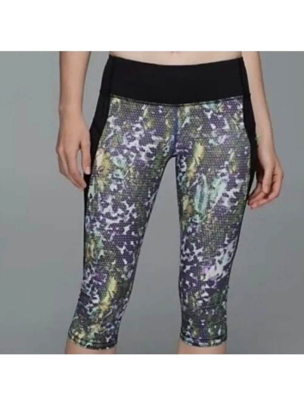 Lululemon Run: Top Speed Crop *Full-On Luxtreme